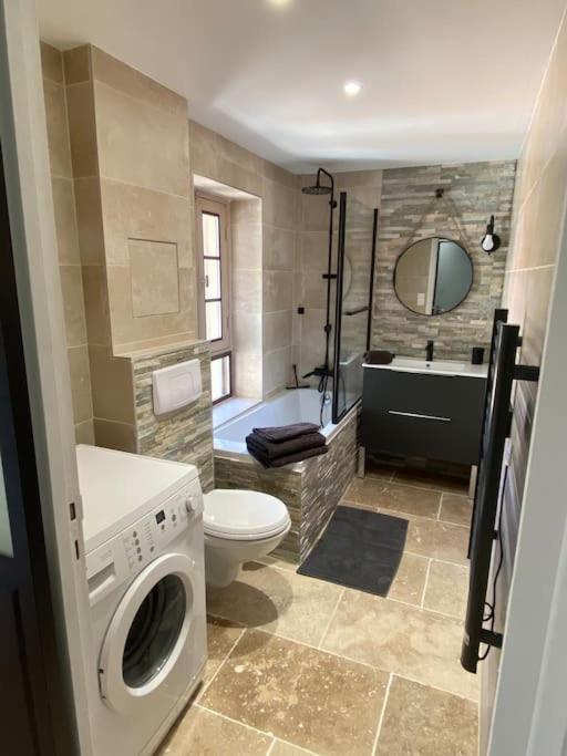 Le Petit Loft Des Halles เบซิเยร์ ภายนอก รูปภาพ